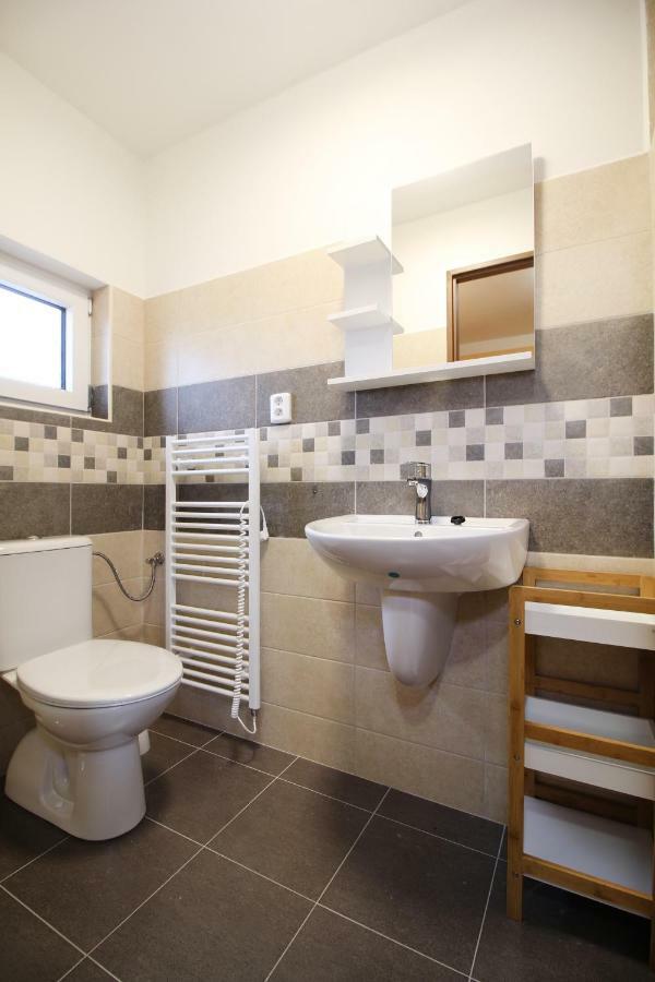 Hranice u Novych Hradu Apartmany Vcelka מראה חיצוני תמונה