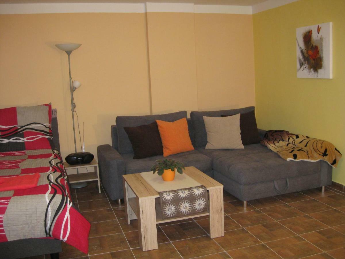 Hranice u Novych Hradu Apartmany Vcelka מראה חיצוני תמונה